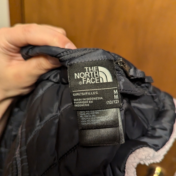 Girls The North Face Reversible Jacket - Picture 6 of 8